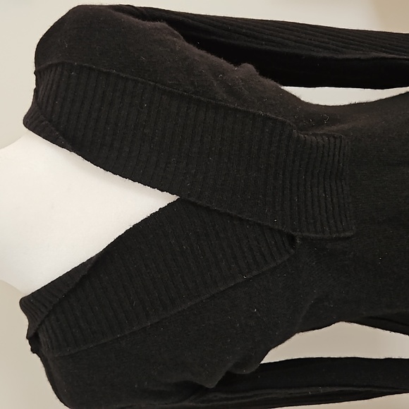 Aqua Cashmere Hooded Sweater - Picture 2 of 7